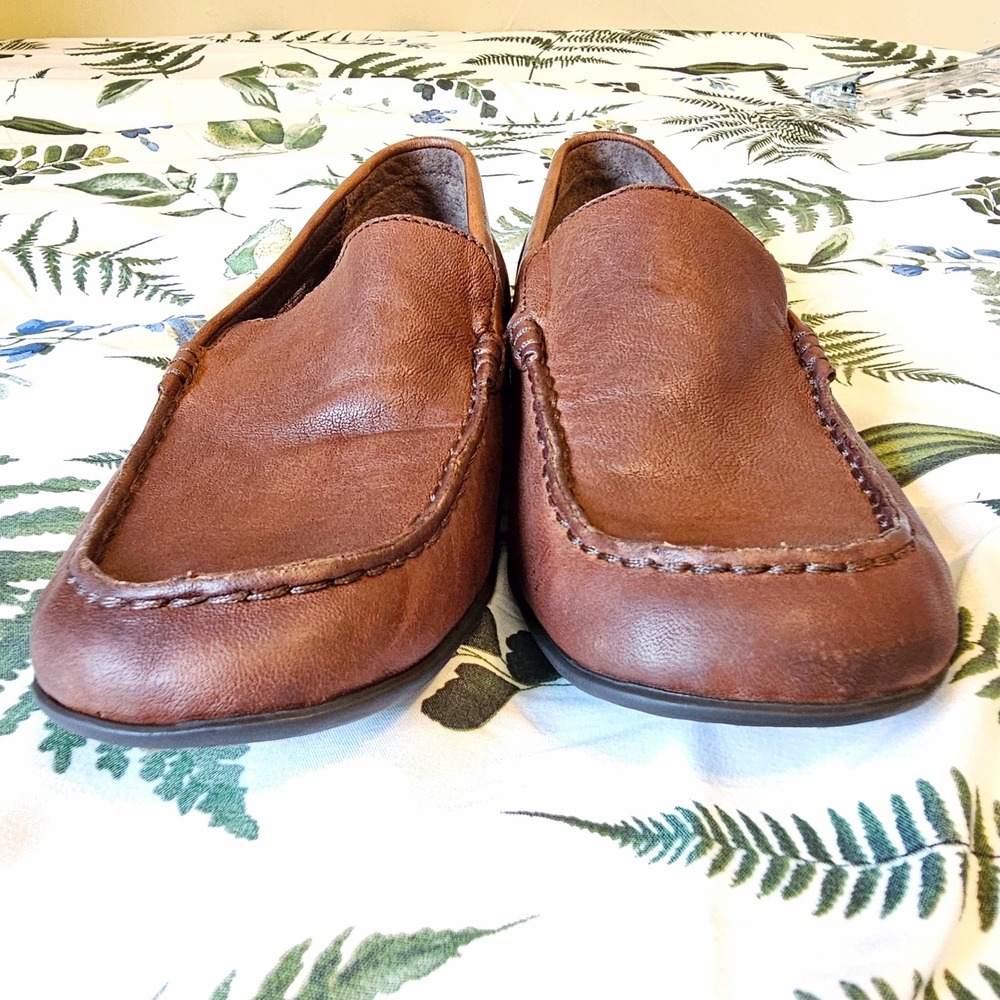 Born Crown W8444 Leather Driving Loafers Womens 8 Brown Moc Toe Slip On Flats - Picture 3 of 7